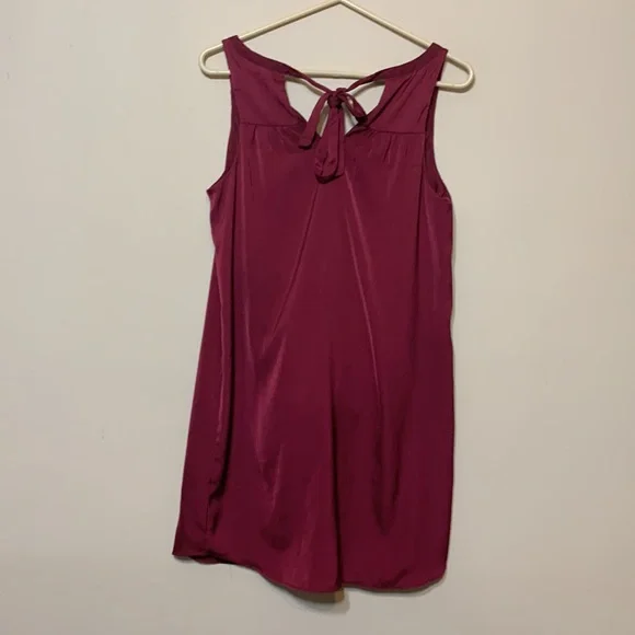 Old Navy dress - Picture 5 of 8